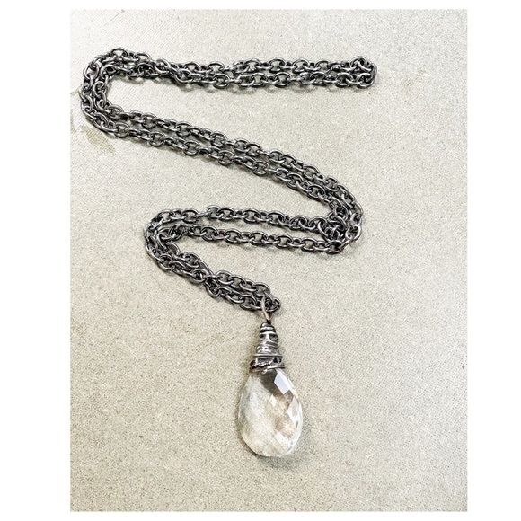 HANDCRAFTED Soldered Clear Crystal Tear Drop Pendant on Gunmetal Chain - Picture 4 of 10